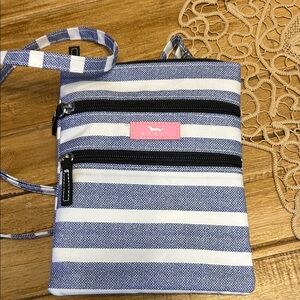 Scout small crossbody bag nwot